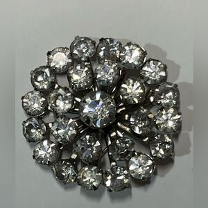 Vintage rhinestone brooch.